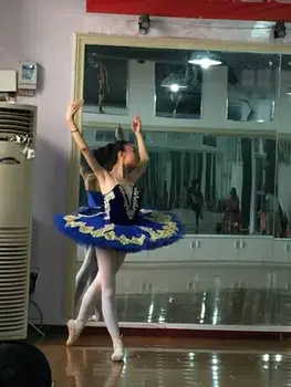 2017 naujas, Nemokamas Pristatymas!Suaugusiųjų Baleto Tutus Merginos Mėlyna TuTu Sijonas, Skirtas Parduoti, Klasikinio Tutu Konkurencijos kostiumai